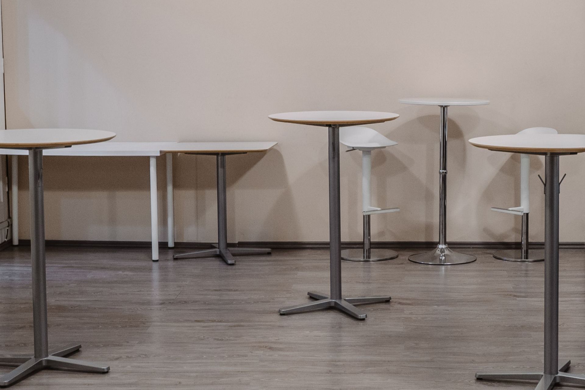 5bbc8733-12bf-44a3-b28f-674555ef7de7