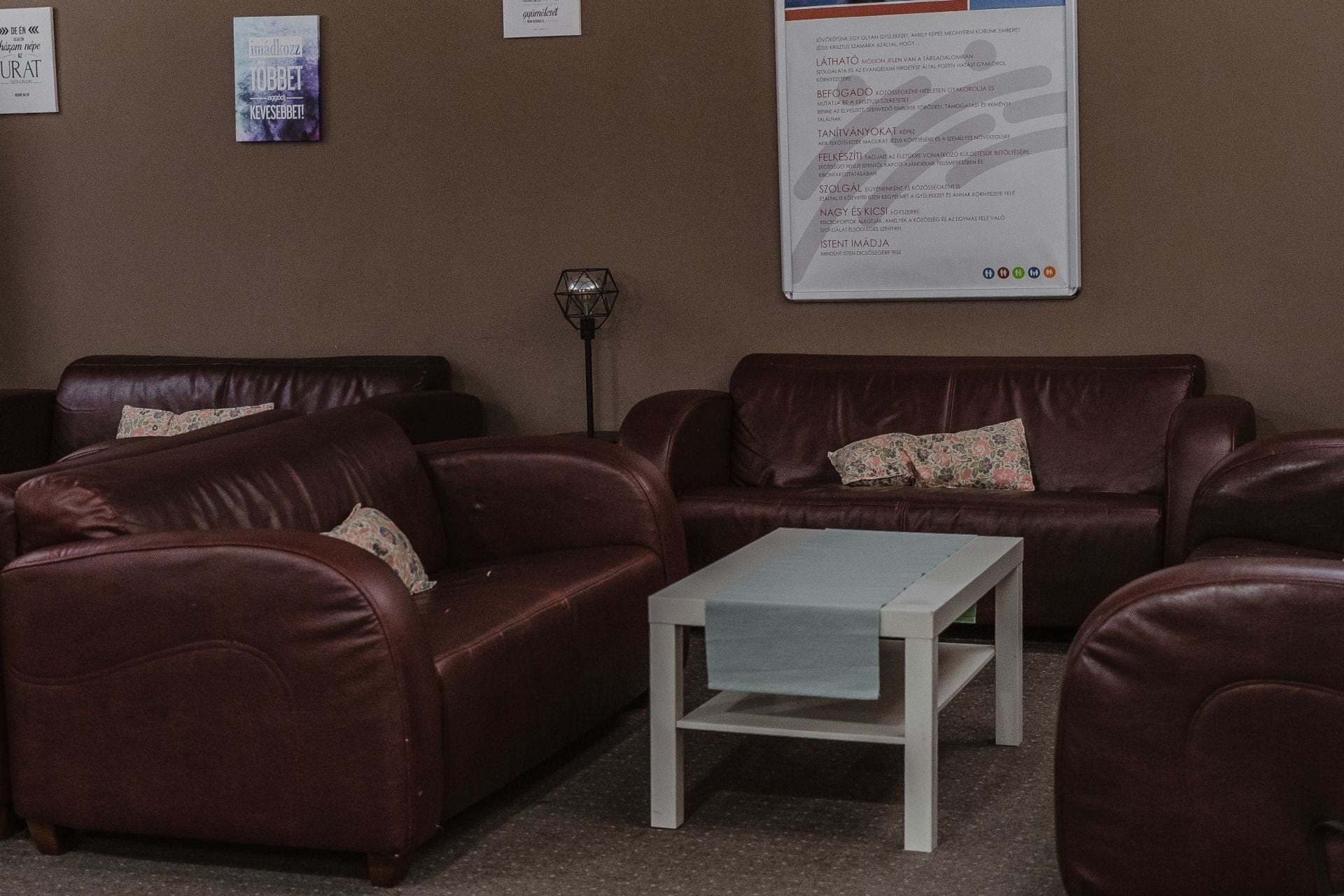 edf1673a-e95d-4780-9d65-3ba9094f823b